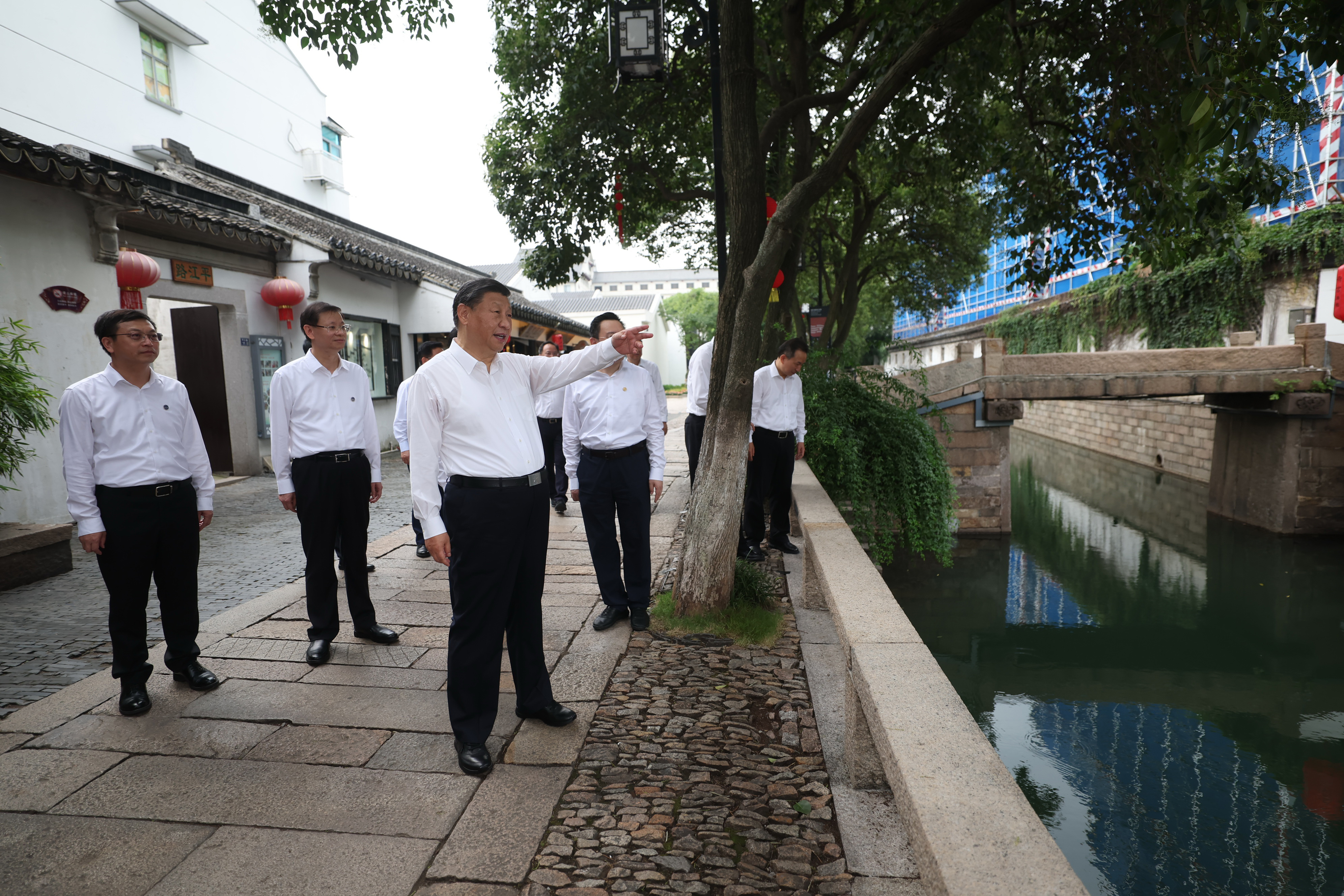 2023年7月6日，習(xí)近平在蘇州平江歷史文化街區(qū)考察。